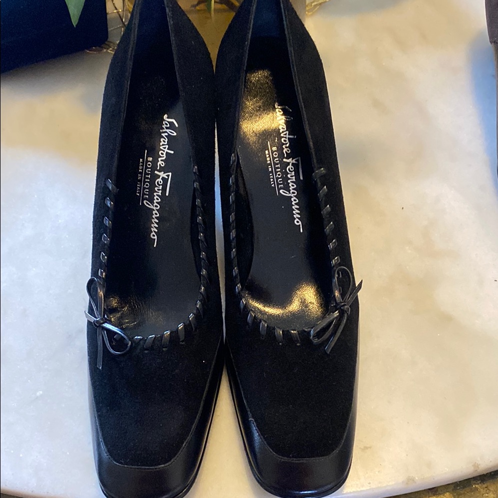 Salvatore Ferragamo Black Heels Classic Elegance